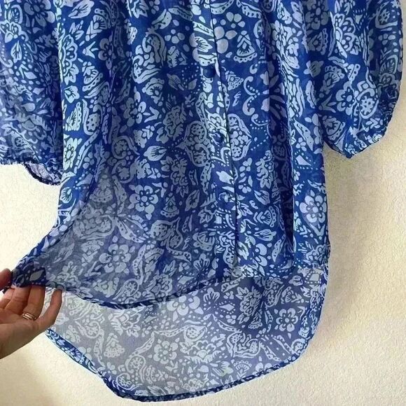 Cabi off the shoulder high low sheer top S Beachy Upscale Vacation - Picture 5 of 9